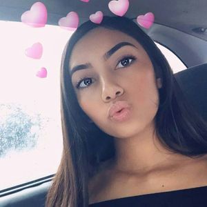 Meet your Posher, Cysha